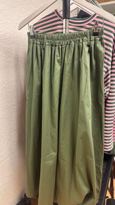 Hovedbilde green skirt